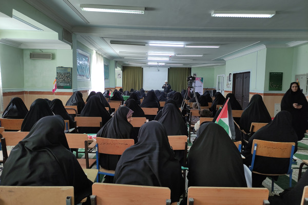 برگزاری نشست شبکه های تبلیغی  اسما و صبرا در حوزه علمیه خواهران ایلام