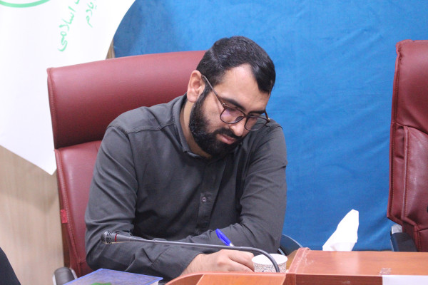 برگزاری نشست هم اندیشی فعالان جمعیت و خانواده در اداره کل تبلیغات اسلامی استان ایلام