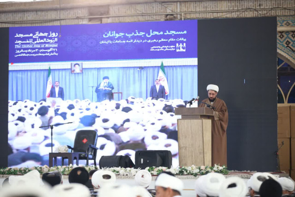 همایش بزرگ ((مسجد برقرار)) در شیراز برگزار شد