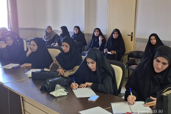 برگزاری کارگاه آموزشی تدبر در قرآن کریم شهرستان بدره