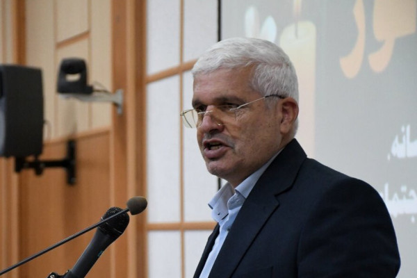 ایجاد فقر فرهنگی و نارضایتی گزینه های روی میز دشمن است