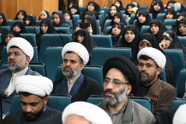 نشست مدیران و شورای راهبردی بانوان سازمان تبلیغات اسلامی در شیراز