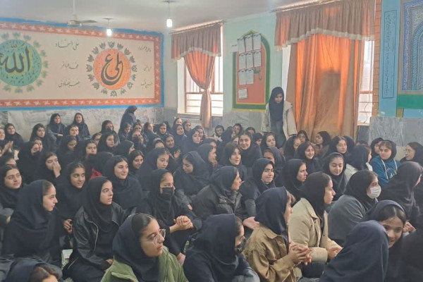 برگزاری محفل فاطمی و یادواره 5 شهیده زن شهرستان بدره