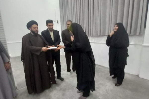 برگزاری جشن بزرگ ولادت حضرت فاطمه زهرا ( س) و روز مادر در شهرستان دره‌شهر