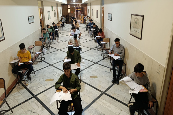 آزمون اعطای مدرک تخصصی به حفاظ قرآن کریم در استان اصفهان