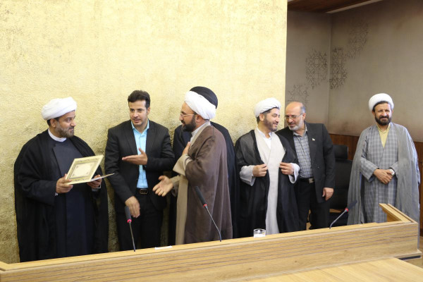 تکریم و معارفه روسای قبلی و جدید اداره تبلیغات اسلامی برخوار