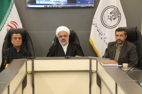 تعلیم و تربیت «تنگه احد» انقلاب اسلامی است