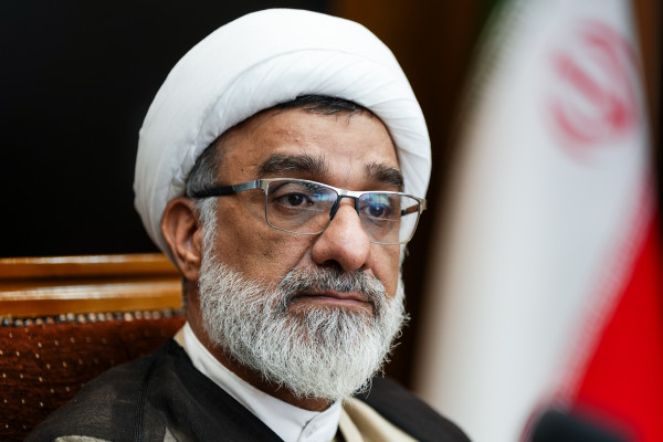 آیین رونمایی از کتاب «مکتب امام راحل و شهید»