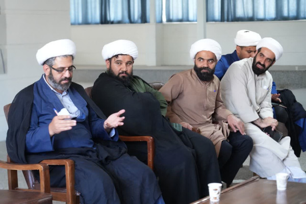 بازخوانی پیام امام شهید در اجلاسیه حوزه پیشرو و سرآمد لرستان