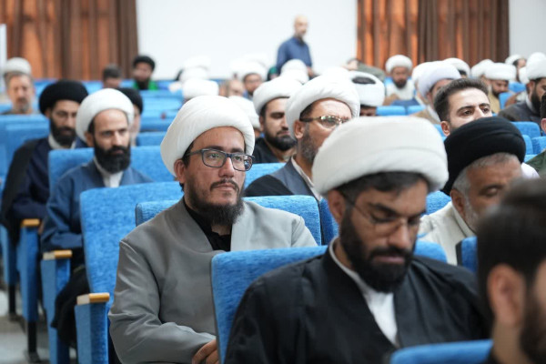 بازخوانی پیام امام شهید در اجلاسیه حوزه پیشرو و سرآمد لرستان