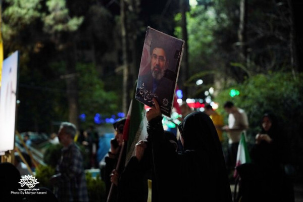 حسین عصمتی به میدان نبوت رفت