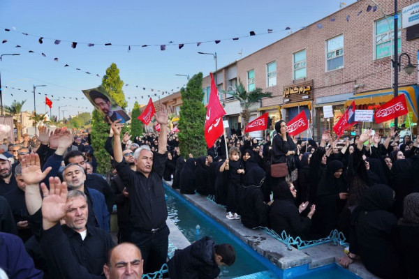 نمایش وفاداری اردبیلی‌ها در اجتماع بزرگ عاشورایی