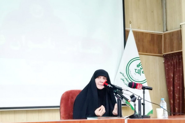 برنامههای ایام فاطمیه باید حرکت آفرین باشد