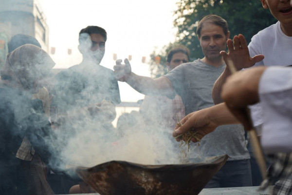 راهپیمایی کیلومتری غدیر با شعار «ایران؛ ذوالفقار علی» برگزار شد